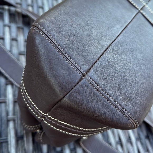 𝅺COACH Soho Brown Leather Satchel with Contrast Stitching - Picture 8 of 16